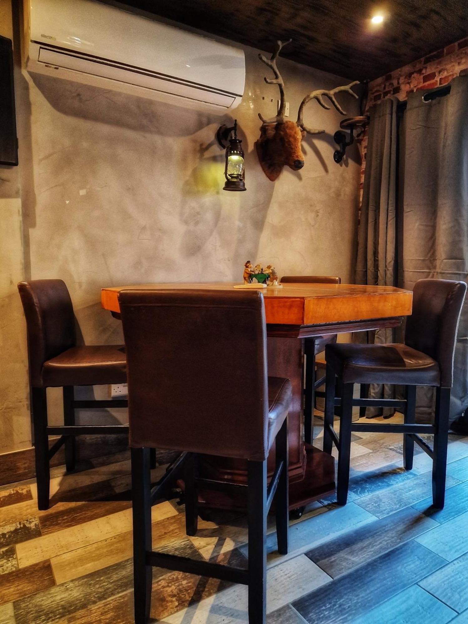The Pub - Unique & Authentic Experience - Free Parking!, 5 Minutes From Airbus And The Mall Cribbs Bristol Exterior foto